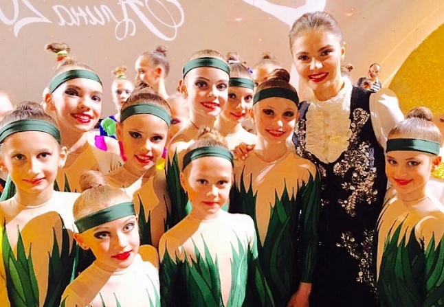 На фестиваль приехали 500 маленьких гимнасток из Калининграда, Санкт-Петербурга, Тольятти и других регионов России