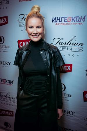 Лена Летучая