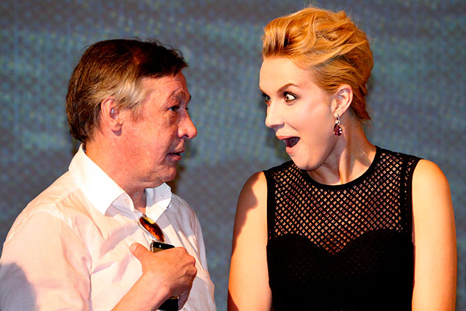 Актер Михаил Ефремов и режиссер Оксана Карас перед конкурсным показом фильма "Хороший мальчик"