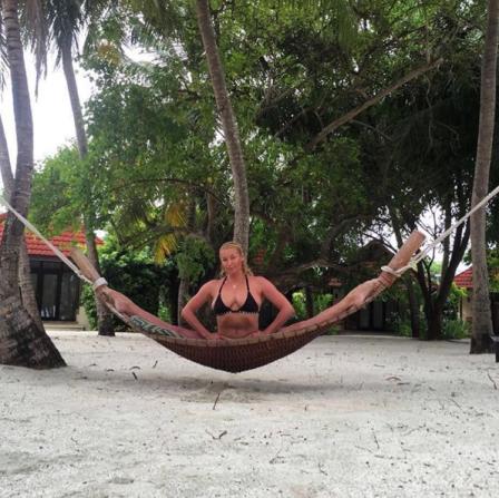 У кого еще увидишь такую растяжку?