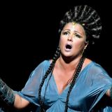 Анну Нетребко втянули в грязный скандал