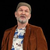 Отметил с режиссером: Добронравов приложился к рюмке на съемках 