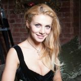 Анна Седокова впервые высказалась о четвертой беременности