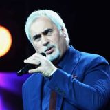 Заподозренный в изменах Меладзе посоветовал детям грамотно распределять время на женщин