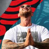 Джиган показал странные игры с дочками и ножом