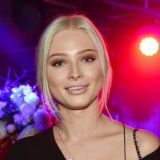 Бросившая дочь Шишкова показала прелюдию с новым любовником