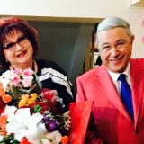 Петросян выслеживает помолодевшую Степаненко после слухов о ее новом романе