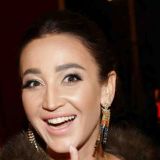 Соседи в шоке: возлюбленный привел в квартиру Бузовой полуобнаженных парней