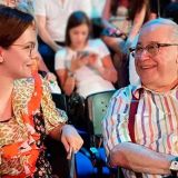 Молодуха не пускает: заброшенная могила первой жены Петросяна зарастает бурьяном