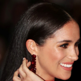 Не постеснялась: Меган Маркл скопировала образ Кейт Миддлтон