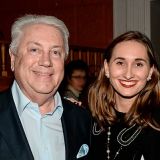 Остались только носки: дочь Винокура лишилась ценных вещей