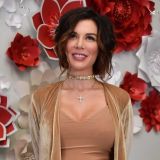 Оголившаяся Седокова с округлившимся животом спровоцировала слухи о беременности (видео) Оголившаяся Седокова с округлившимся животом спровоцировала слухи о беременности (видео)