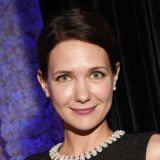 Екатерина Климова показала дачу в Подмосковье: дом, парник и грядки