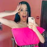 Скандально известная Рапунцель покидает 