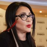 Лолита отправилась на фестиваль 