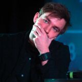 Россияне стали меньше доверять Александру Петрову Россияне стали меньше доверять Александру Петрову
