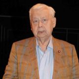 Марина Зудина обнародовала архивные фотографии Олега Табакова с дочерью