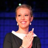 Собчак поделилась кадрами с сыном из частного самолета