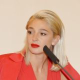 Раздевшаяся Ивлеева выставила напоказ свои прелести