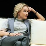 Оставшаяся в одиночестве Зудина горько пожалела о принятом решении