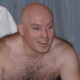 Развратный гуляка: Сухорукова в одних трусах сняли с любовницей