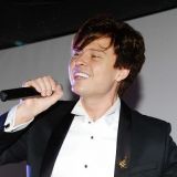 Шаляпин с хвостом показал детей: Женился на русалке