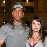 Тарзан решил нажиться на измене Королевой