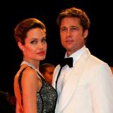 Джоли запретила Питту видеться с детьми после его путешествия с новой пассией 