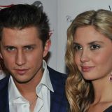 Дочь Прилучного и Муцениеце бьется в истериках