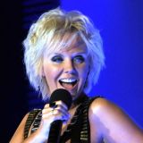 Валерию закидали камнями из-за жестокого убийства животных