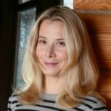 Четырехэтажный терем: всплыли данные о невероятно роскошном доме Кончаловского и Высоцкой