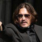 Бывшая жена Деппа предстала перед камерой без нижнего белья