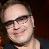 Жена раскормила Преснякова донельзя