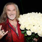 Джигурда поздравил читателей 