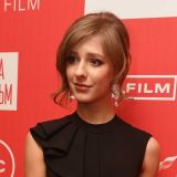 Арзамасова выставила интимное фото с возрастным мужем