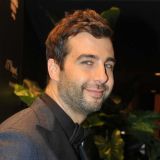 Не от хорошей жизни: Темнокожий бойфренд дочери Урганта распродает имущество