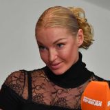 Свадьбы не будет? Волочкова намекнула на расставание с загадочным женихом 