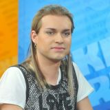 Стала продавать себя: скандалист Солнцев довел жену-пенсионерку