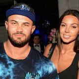 Заслужила: Джиган подарил жене неприлично дорогой автомобиль