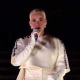 Махнула на себя рукой? Недавно родившая Пэрри перестала бриться