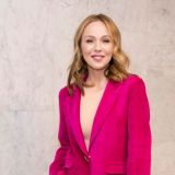 Джанабаеву увидели с жуткими синяками после родов