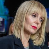 Лысая? С Валерии сорвали парик