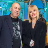 Блуд и похоть: россияне возмущены поступком сына Валерии в церкви