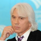 Могила Хворостовского утонула через три года после его смерти