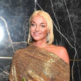 С крышей не все в порядке: Волочкова побежала жаловаться в суд