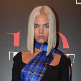 Тайно родившая Кафельникова показала новую фигуру