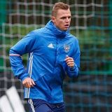 Наживающийся на разводе с Бузовой Тарасов стал посмешищем