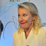 Оставшаяся без горячих красавцев Собчак взвыла