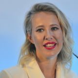 Счастливая Собчак заикнулась о достоинстве Богомолова: Отдельная величина