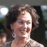 Тяжелобольная Гузеева прервала молчание: Развлекается в больнице